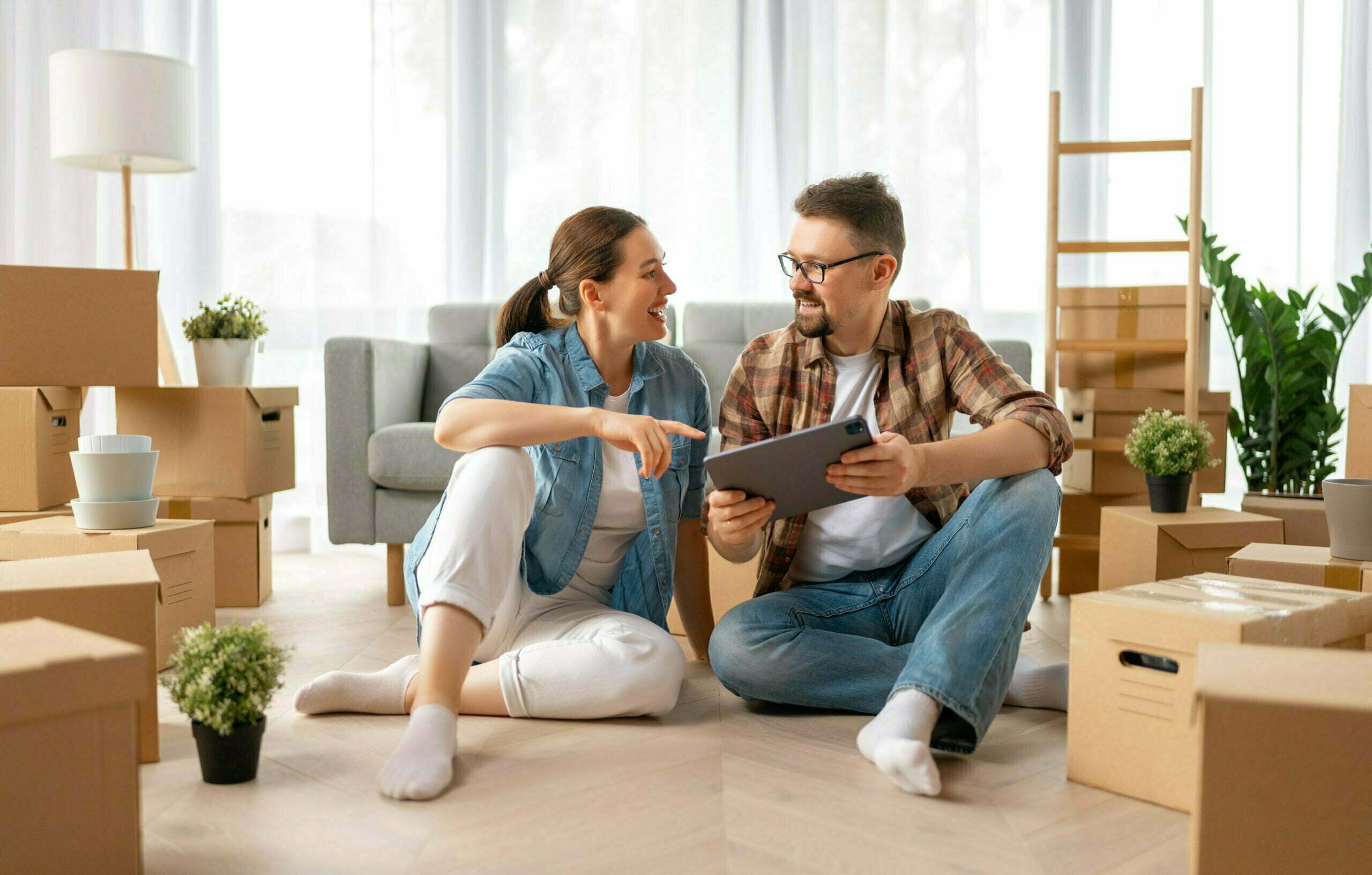 couple are moving to new apartment