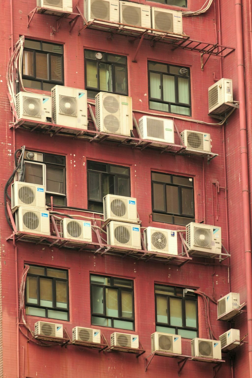 Why You Should Buy Service and Maintenance Plans for Your HVAC Systems 1 chromatograph f1f FQj0k0U unsplash scaled