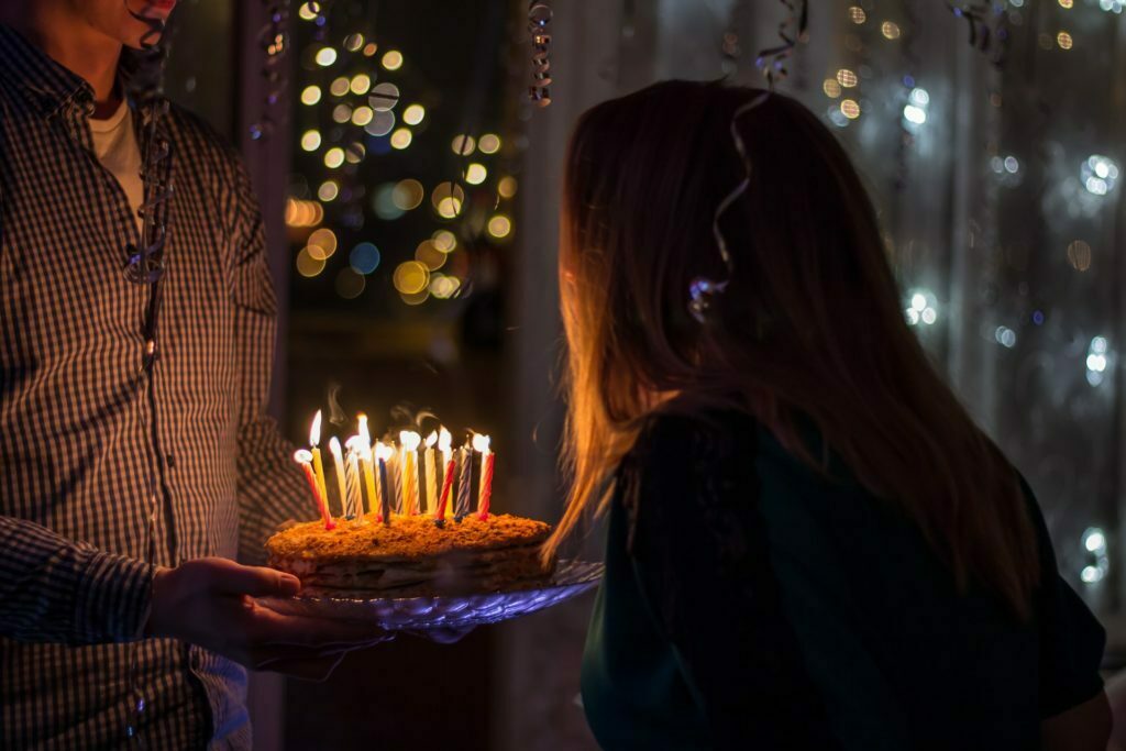 How to Find the Perfect Birthday Gifts 1 sergei solo XmefirQLMfY unsplash
