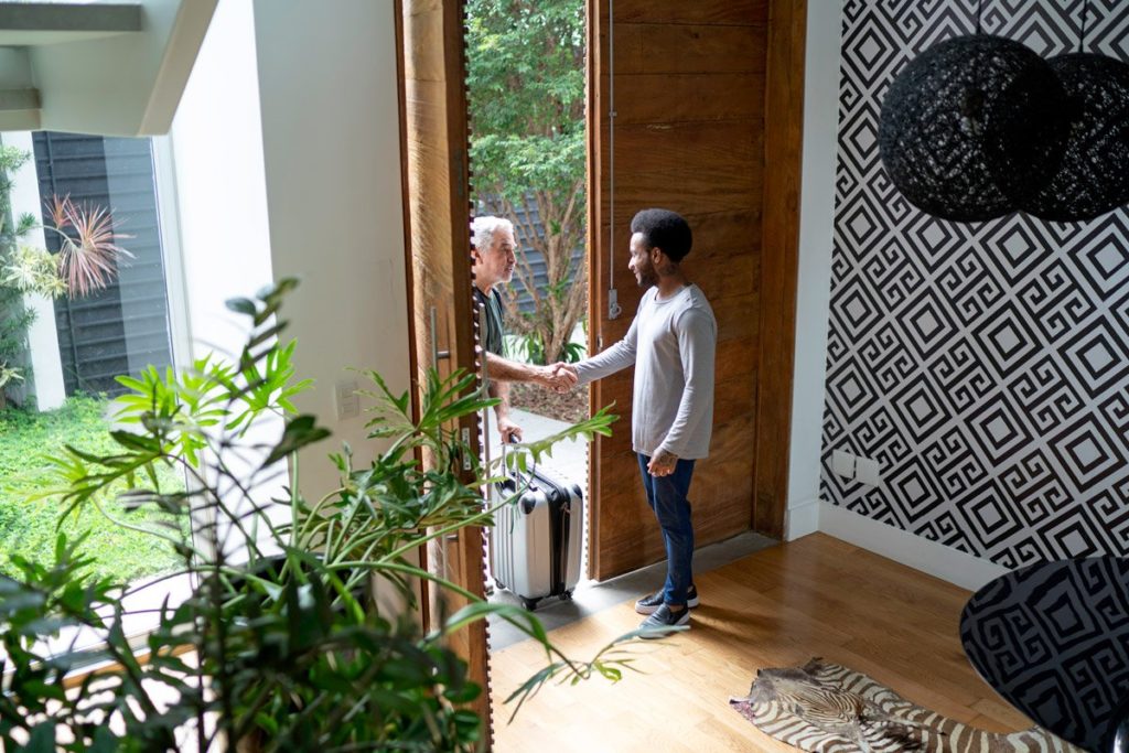 Airbnb Host Checklist To Maximize the Airbnb Experience 1 host