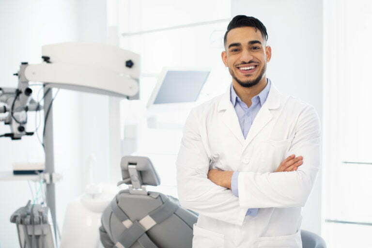 DENTAL DOCTOR STANDING
